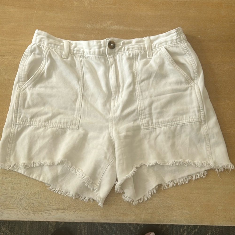 Aerie woman’s frayed white shorts